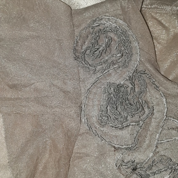 Light brown blouse - Picture 2 of 3